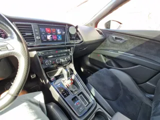 SEAT León Cupra 300