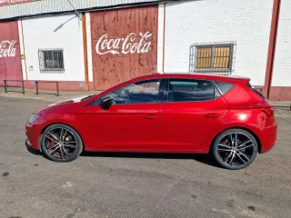 SEAT León Cupra 300