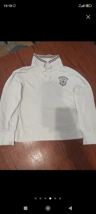 Camiseta manga larga blanca con escudo