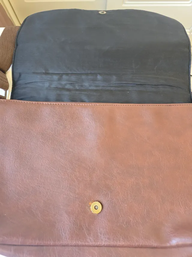 Maletín portátil/tablet marrón