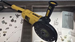 Radial Dewalt D28493-Qs Type 1 2200W