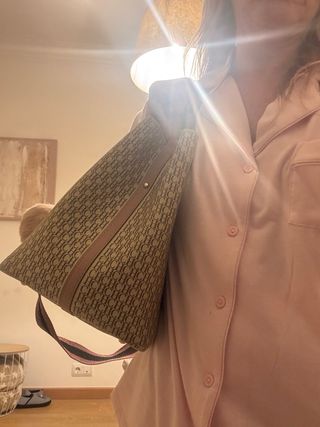 Bolso Carolina Herrera Matrioska Beige/Rosa