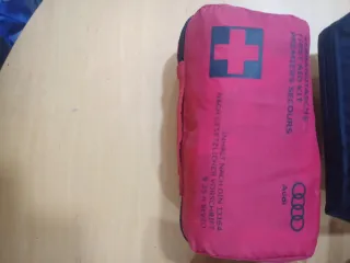 Botiquín Audi Original DIN 13164 Homologado 