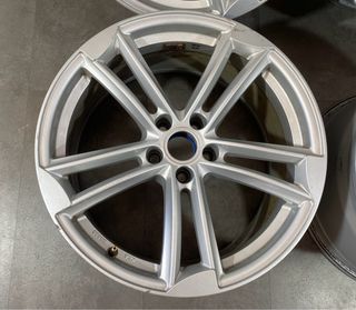 Llantas Volkswagen Golf 19 