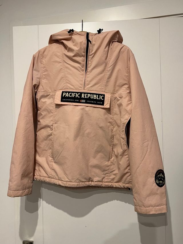 Chaqueta anorak Pacific Republic rosa
