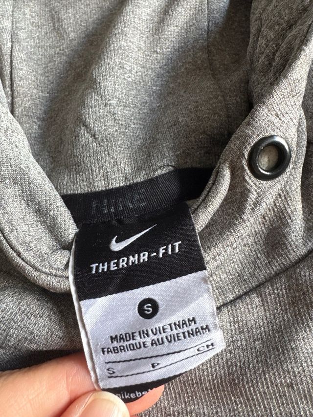 Sudadera Nike Therma-Fit Gris