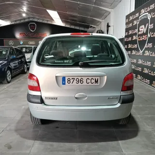 Renault Scenic 1.9 Dci 102Cv. Con sólo 128.000 kms