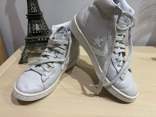Converse grises talla 37.5