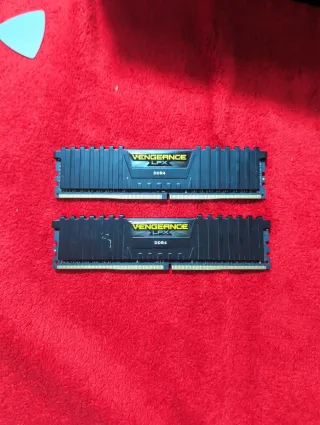 Corsair Vengeance LPX DDR4 RAM 
16GB