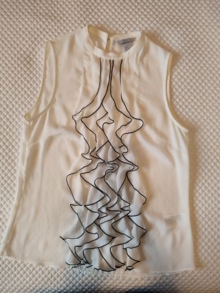 Blusa blanca con volantes - talla 36