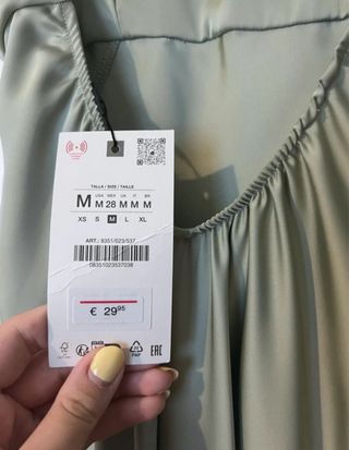 Vestido satén Zara verde menta