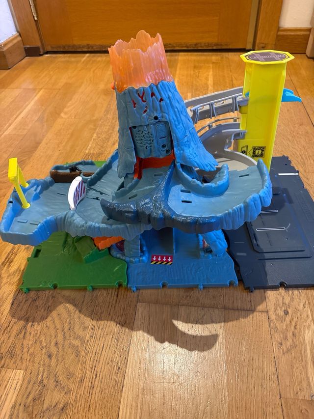 Matchbox Volcán Coches