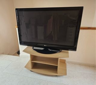 Televisor LG 50' Plasma + Soporte + Mueble