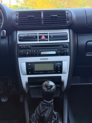 SEAT Leon 1.6 Gasolina / 2 dueños