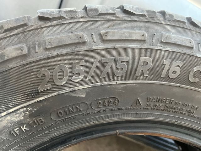 Neumáticos 205/75R16