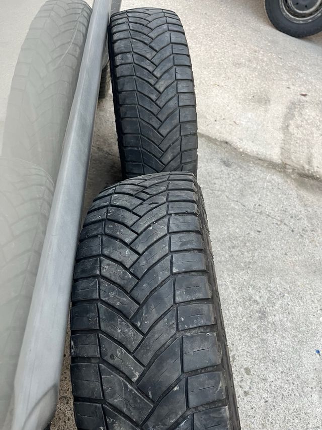 Neumáticos 205/75R16
