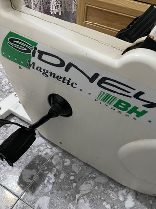 Bicicleta Estática BH Sidney Magnetic