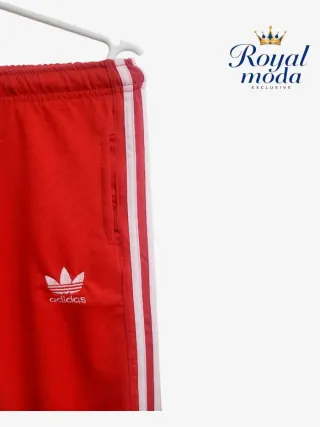 Conjunto deportivo Adidas dos piezas