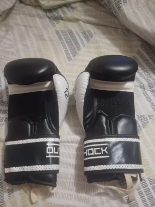 Guantes de Boxeo Outshock Negros