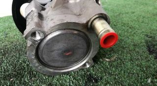Renault 202934 8200100082 bomba dirección laguna