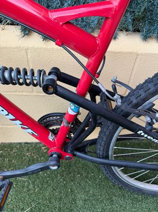 Bicicleta DENBIKE roja 26