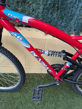 Bicicleta DENBIKE roja 26