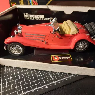 Modellino Burago Mercedes 500K Roadster 1:20