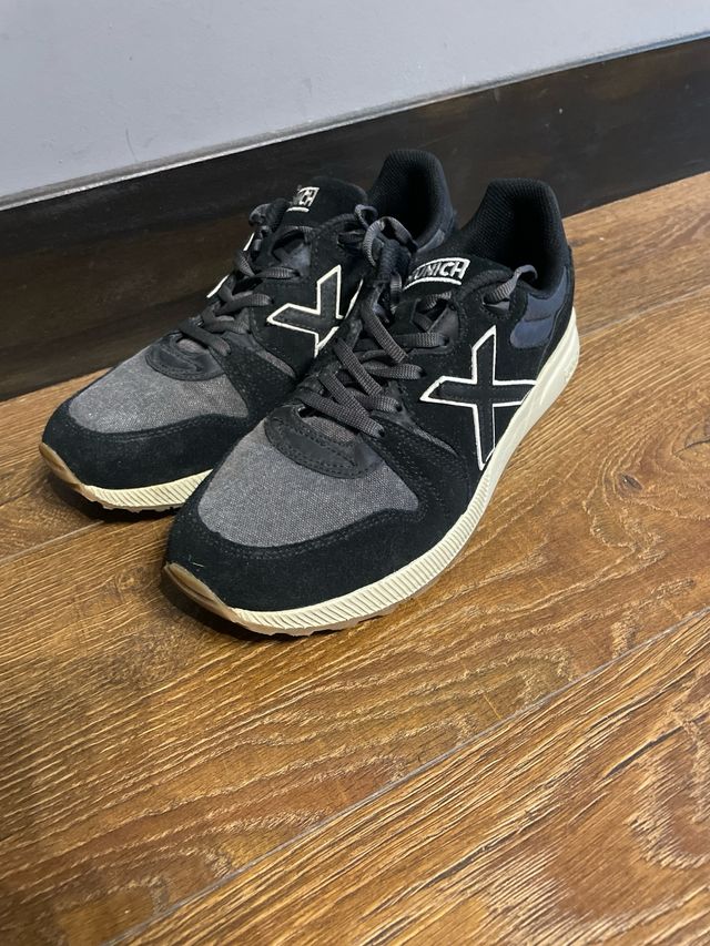 Zapatillas Munich Negras y Grises