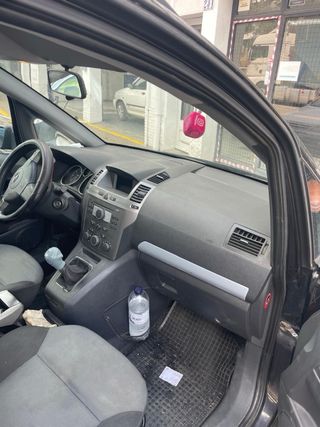 Opel Zafira 2005