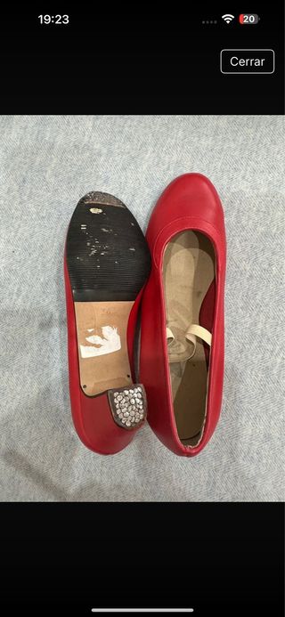 Zapatos de flamenco rojos a estrenar