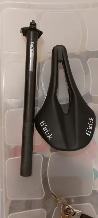 Sillín Fizik Argo R5 150 (8 salidas)