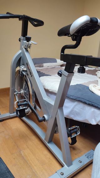 Bicicleta Spinning DKN Utility 61