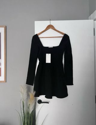 Vestido mini negro Zara