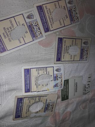 Mas de 70 estampas de futbol (Rotas)