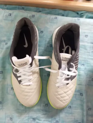 Zapatillas Nike Lunar Gato Fútbol Sala Beige