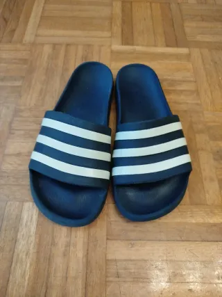Chanclas Adidas Talla 40-41 Azul/Blanco