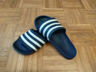 Chanclas Adidas Talla 40-41 Azul/Blanco
