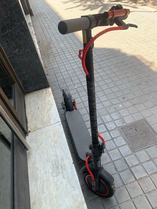 Patinete Eléctrico Negro