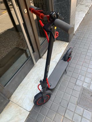 Patinete Eléctrico Negro
