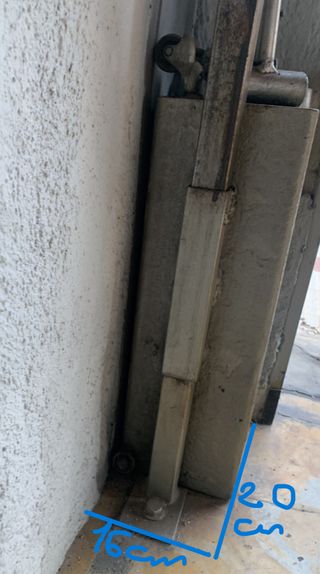 Puerta de garaje galvanizada