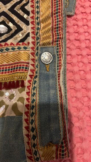 Chaqueta vaquera bordada Talla S