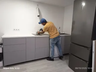 Instalación de cocina, armario Empotrado, encimera