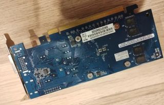 Gráfica Asus GT210 Silent 1GB