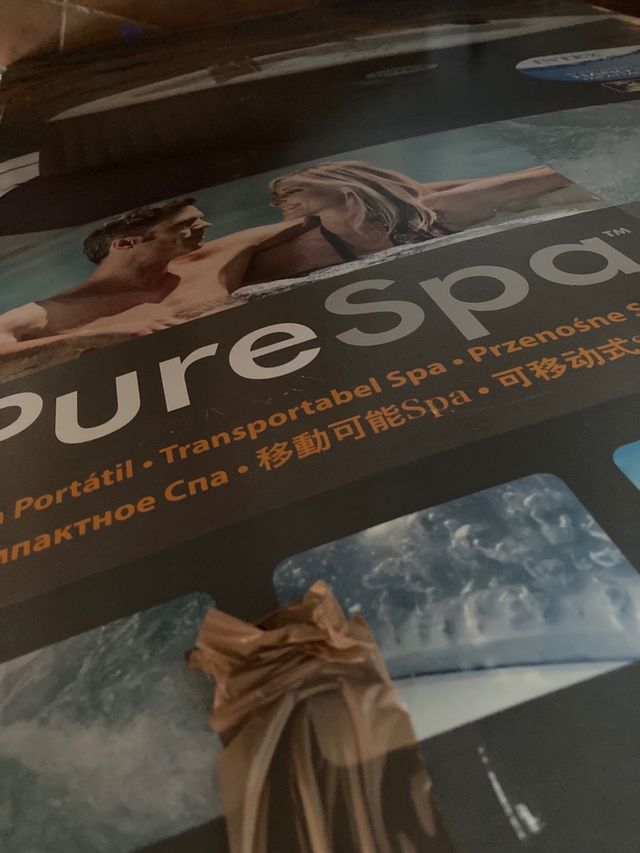 Pure Spa Inflable Portátil con aspirador.