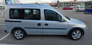 Opel Combo 2004