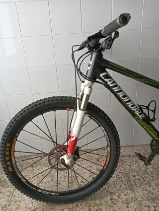 Bicicleta MTB Cannondale