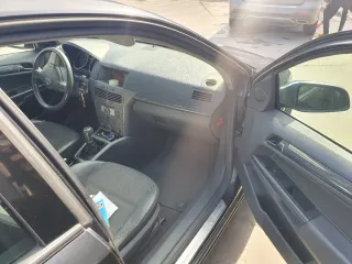 Opel Astra 2007