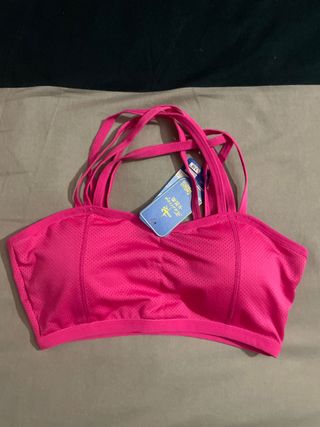 Top deportivo rosa con tirantes