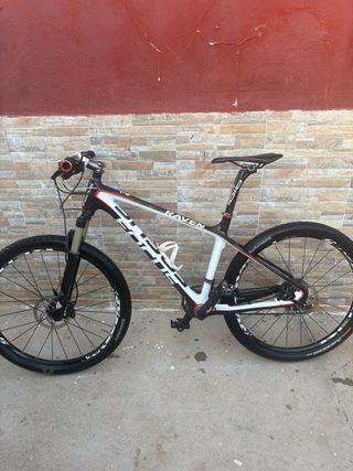 Bicicleta de montaña Focus Raven