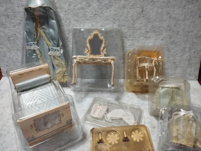 Muebles de Palacio de Muñecas